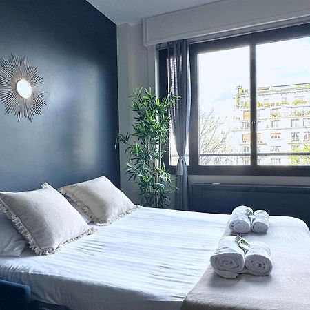 Stylish Apartment With A Balcony In Paris Dış mekan fotoğraf