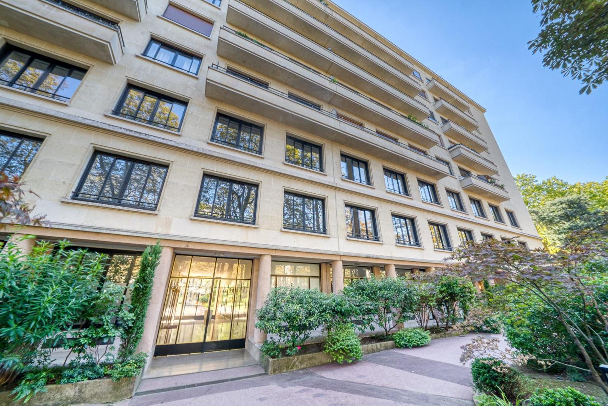 Stylish Apartment With A Balcony In Paris Dış mekan fotoğraf